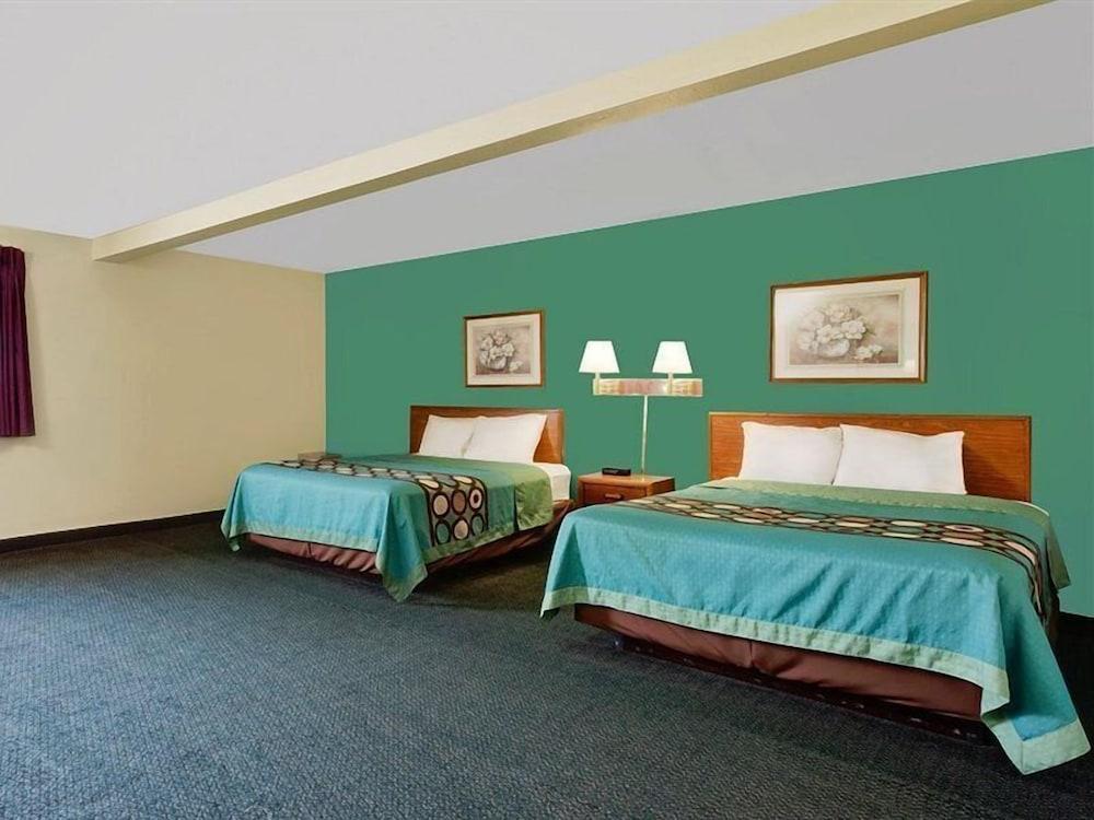 Super Inn photo 21