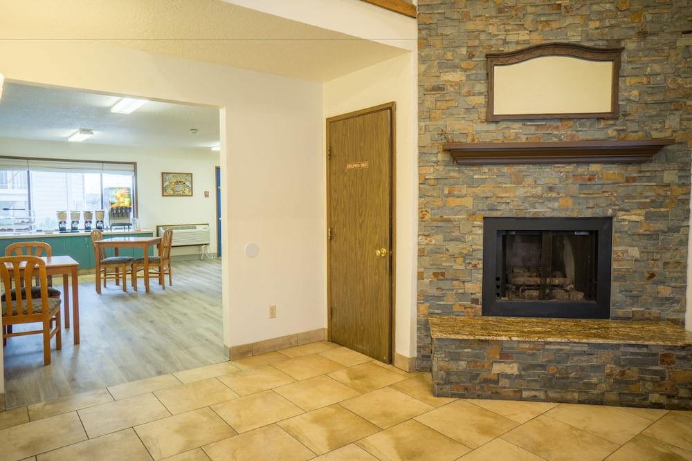 Sunnyside Inn & Suites photo 26