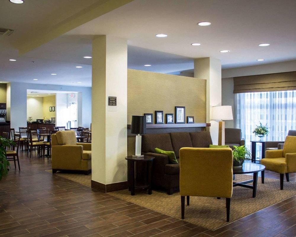 Sleep Inn & Suites Moundsville - Wheeling photo 11