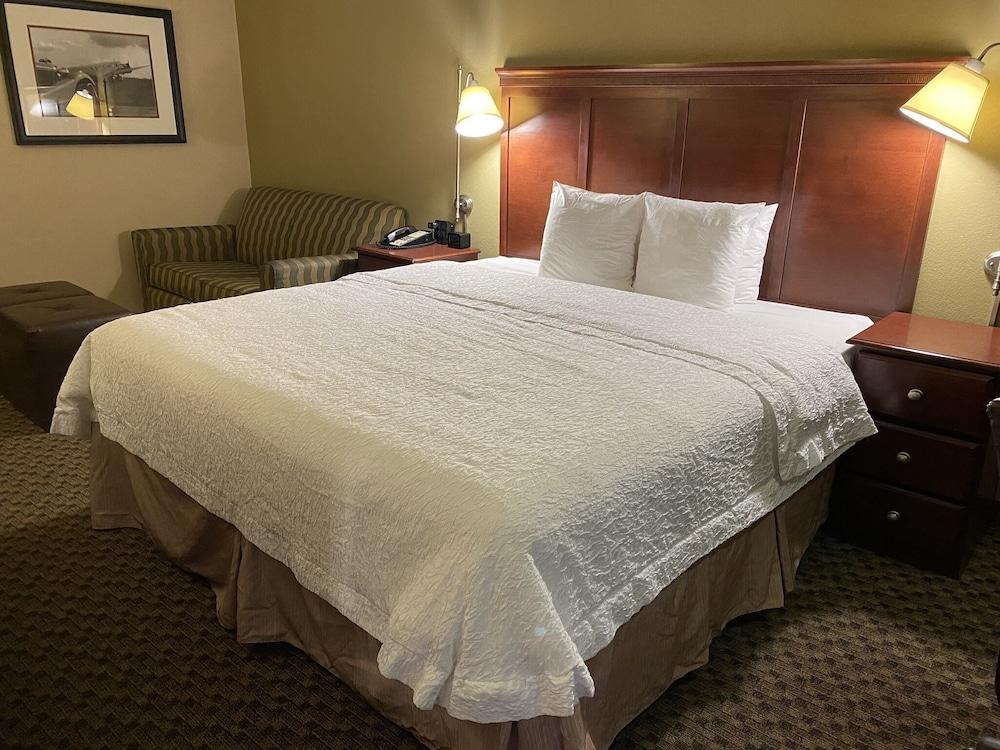 The Addison Hotel, SureStay Collection by Best Western photo 2