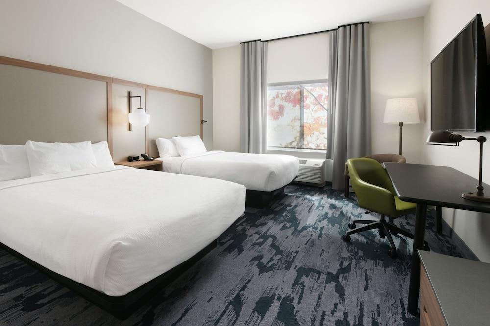 Fairfield Inn and Suites Dallas East photo 4