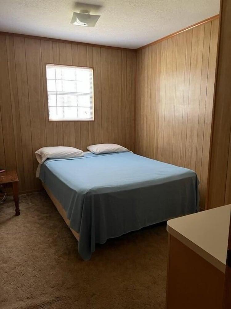 Rayburn Resorts photo 8