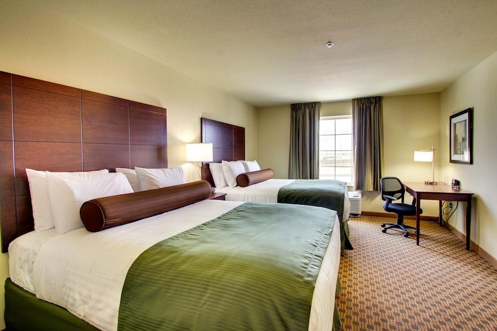Stanton Inn & Suites photo 47