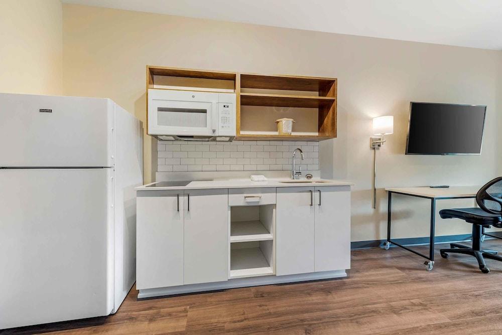 Extended Stay America Premier Suites - Austin - Kyle photo 3
