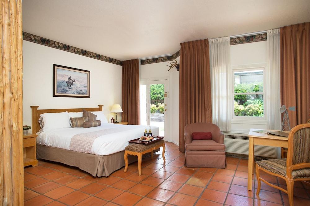 Y O Ranch Hotel photo 13