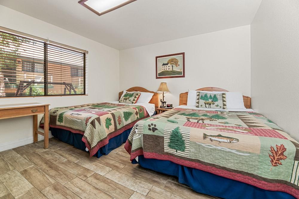 Big Bear Lakefront Lodge photo 16