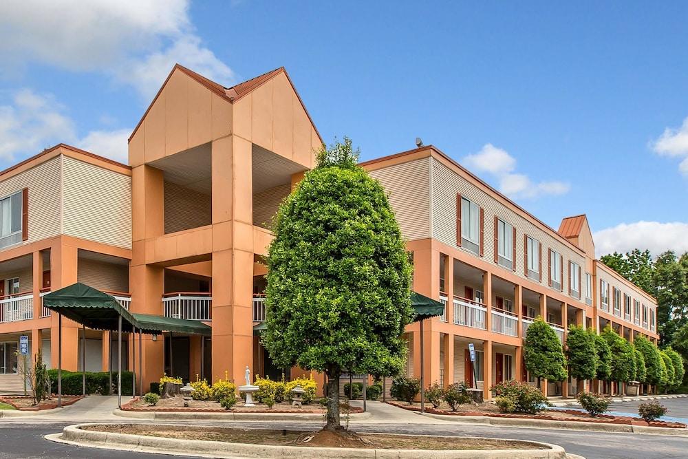 Quality Inn Homewood Birmingham I-65 photo 1