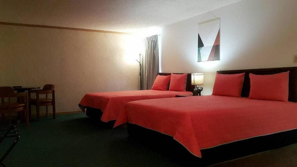 Golden Arrow Motel photo 3