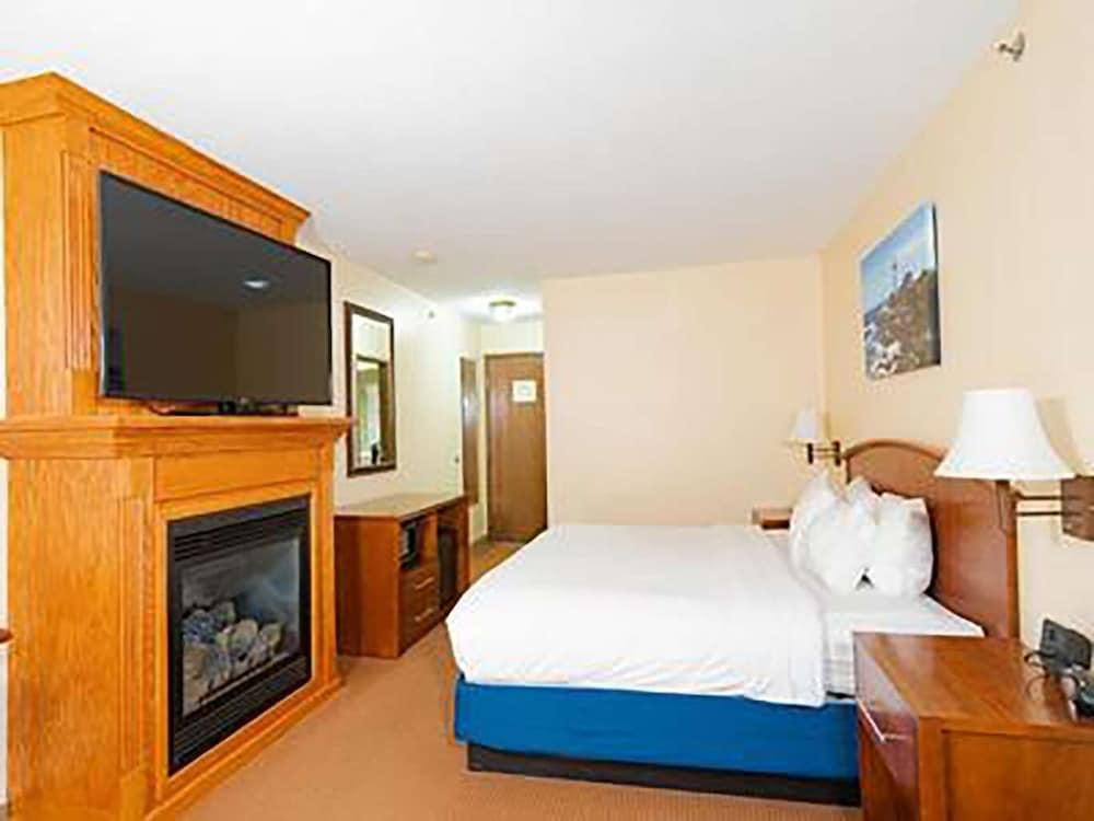 Fireside Inn & Suites - Belfast photo 38