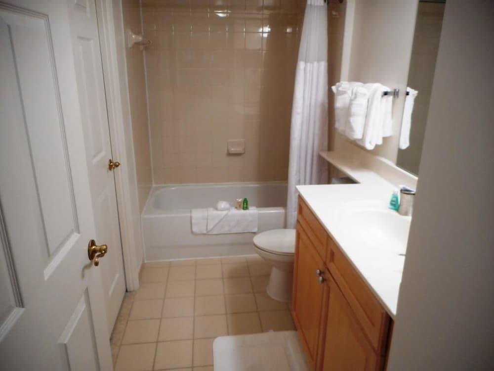 Weichert Suites at Thomas Circle photo 10