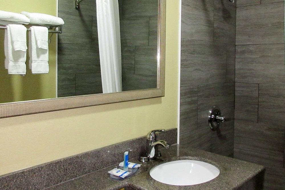 Rodeway Inn Murfreesboro Downtown photo 8