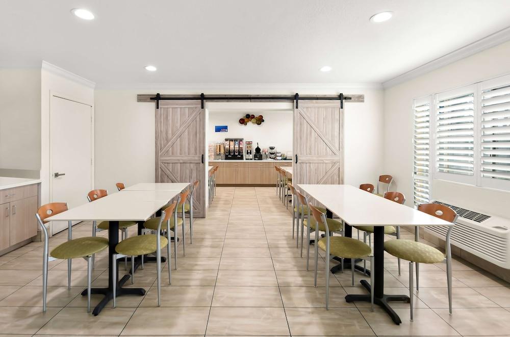 Best Western Executive Inn photo 26