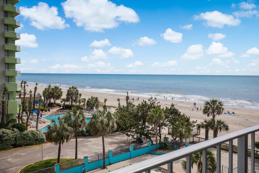Blu Atlantic Oceanfront Hotel & Suites photo 13