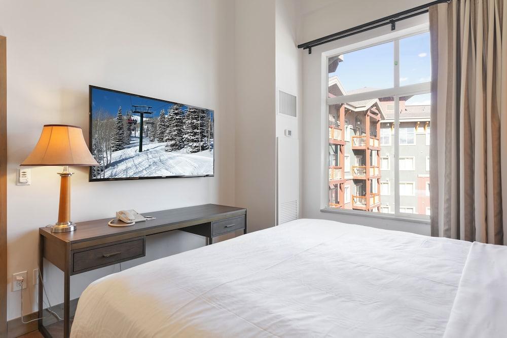 Westgate by Canyons Village Rentals photo 26