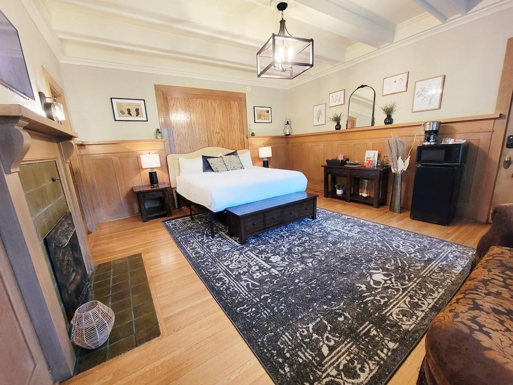Historic GG Barnum Mansion by Heirloom Boutique Collection photo 2