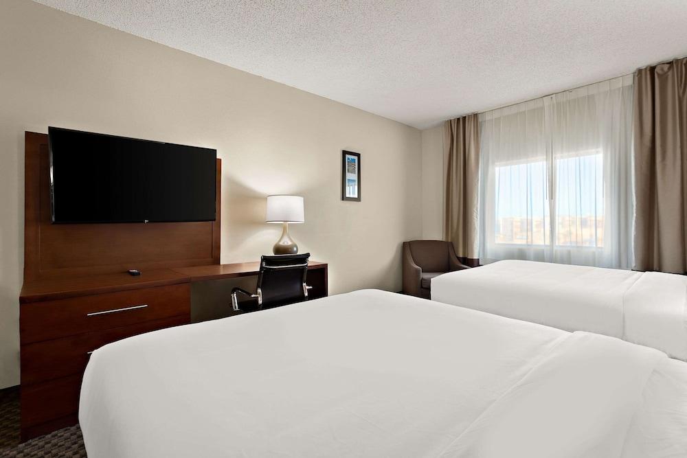 Comfort Suites University Las Cruces photo 22
