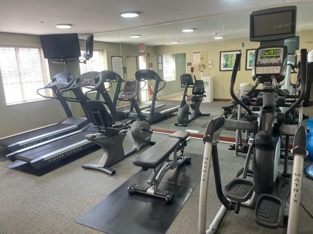 Staybridge Suites Chicago-Oakbrook Terrace by IHG photo 18