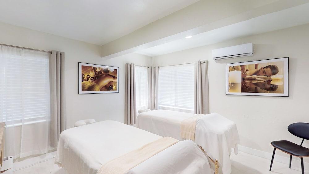 The Grand Resort and Spa photo 14