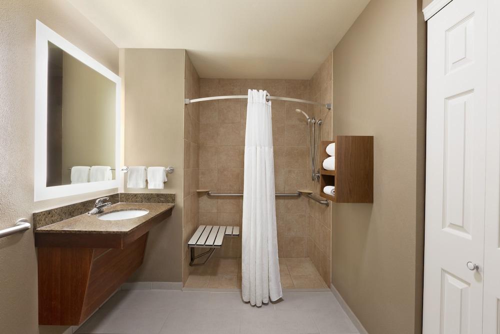 Staybridge Suites Tampa East - Brandon by IHG photo 35