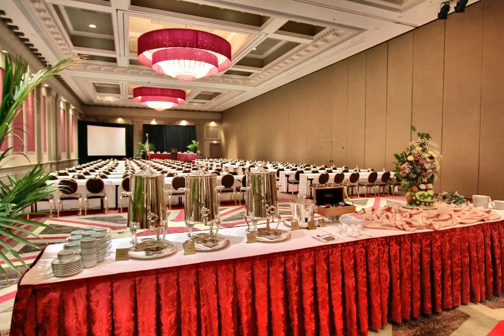 Golden Nugget photo 53