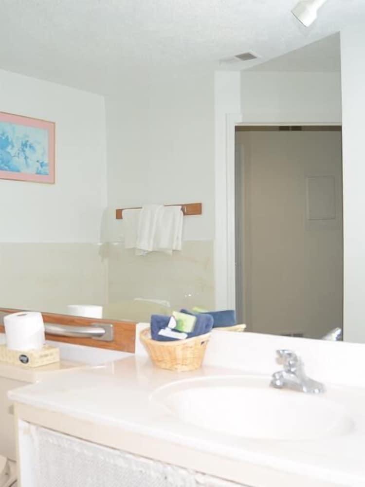 Beach Condominium Hotel photo 5