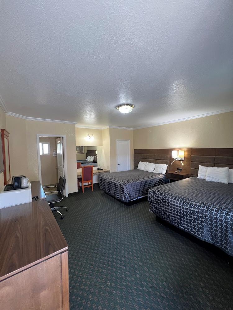 Budget inn photo 3