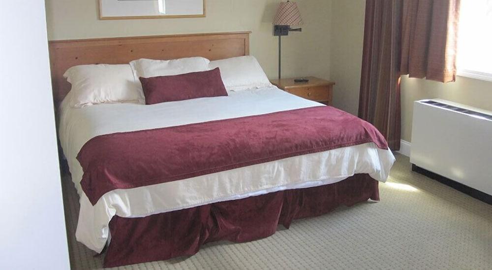 Grand Summit Resort, A Vail Resorts Property photo 2