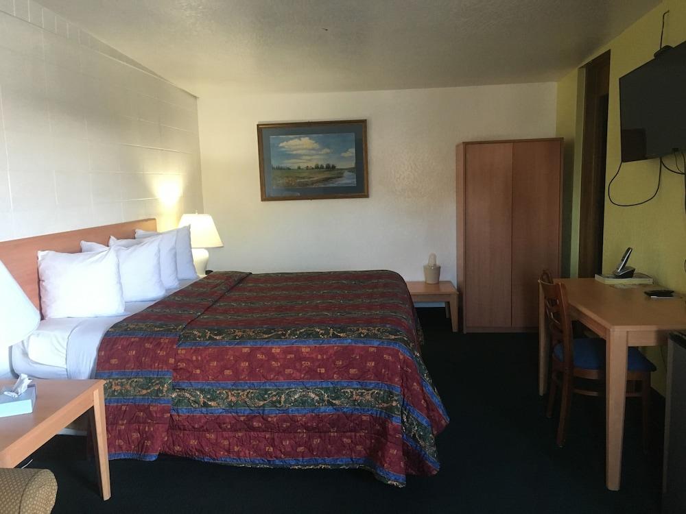 Budget Inn Boise photo 9