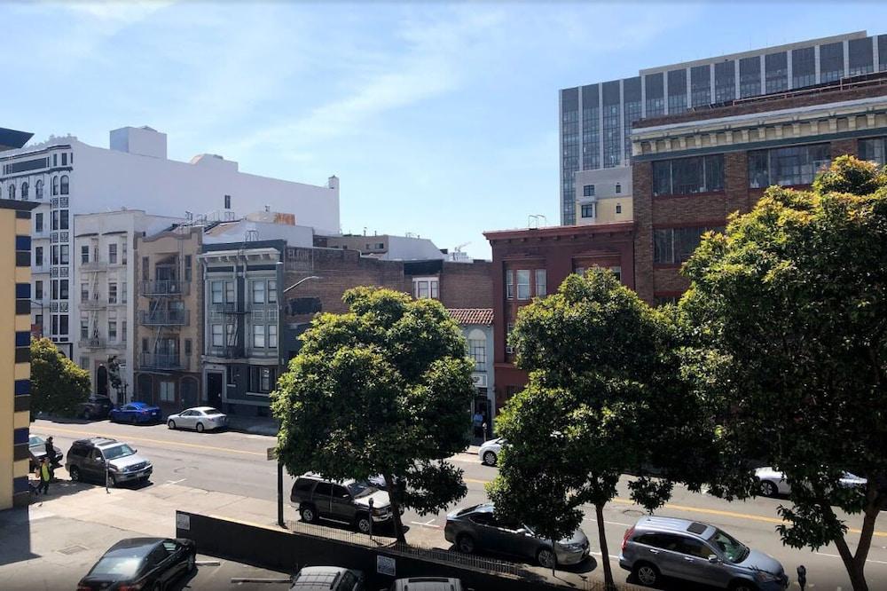 Civic Center Inn photo 10