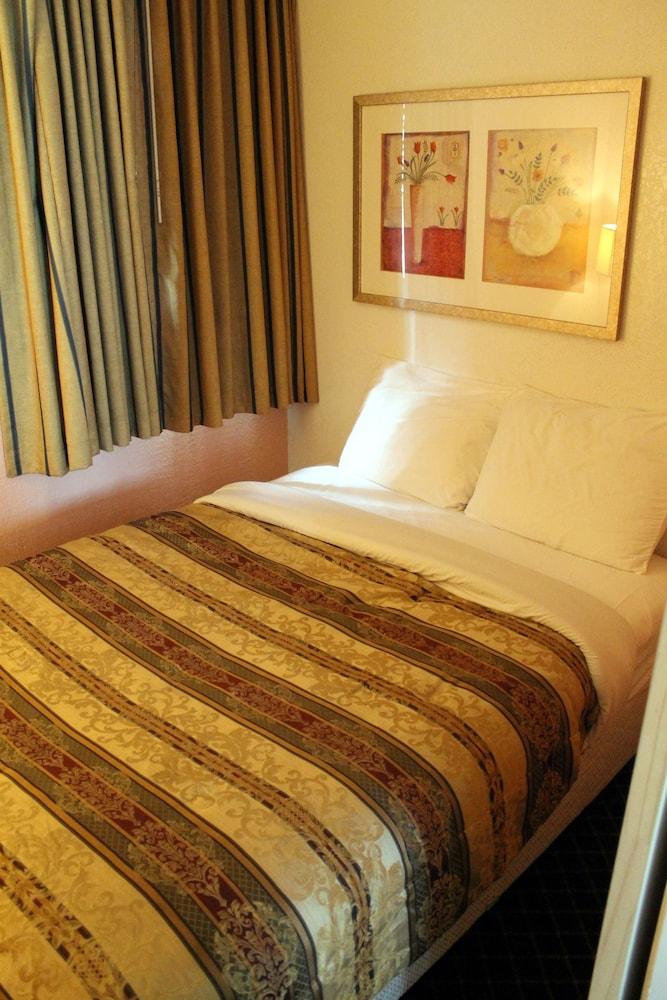 Fireside Inn Santa Cruz photo 11
