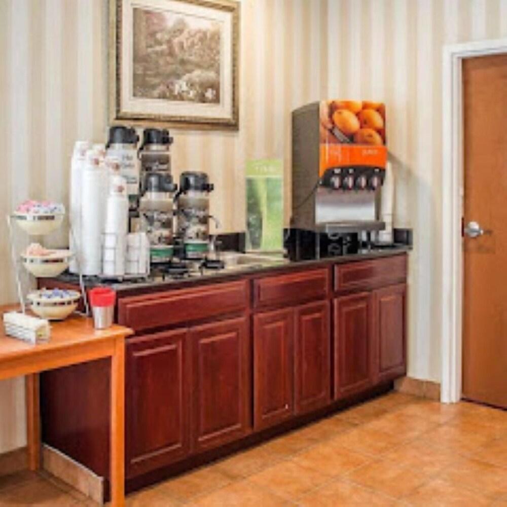 Chocolate Express Hotel & Suites Hershey photo 24