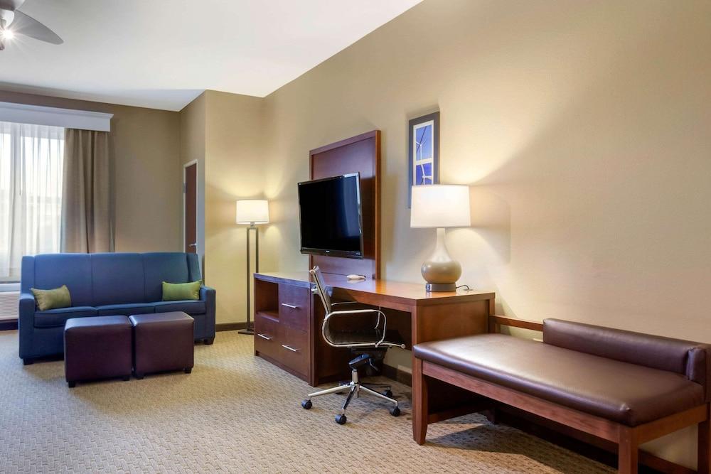 Comfort Inn & Suites Amarillo East photo 23