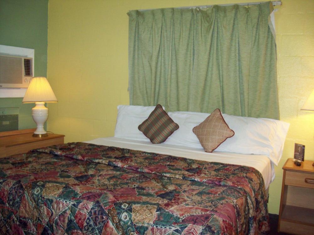 Budget Inn Sanderson photo 32