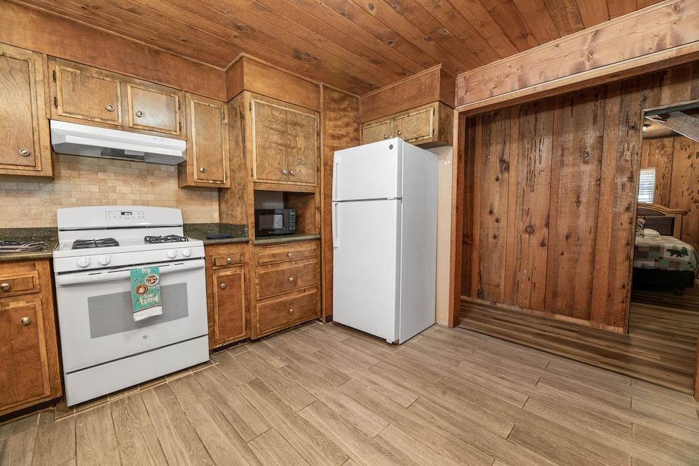 Big Bear Lakefront Lodge photo 58