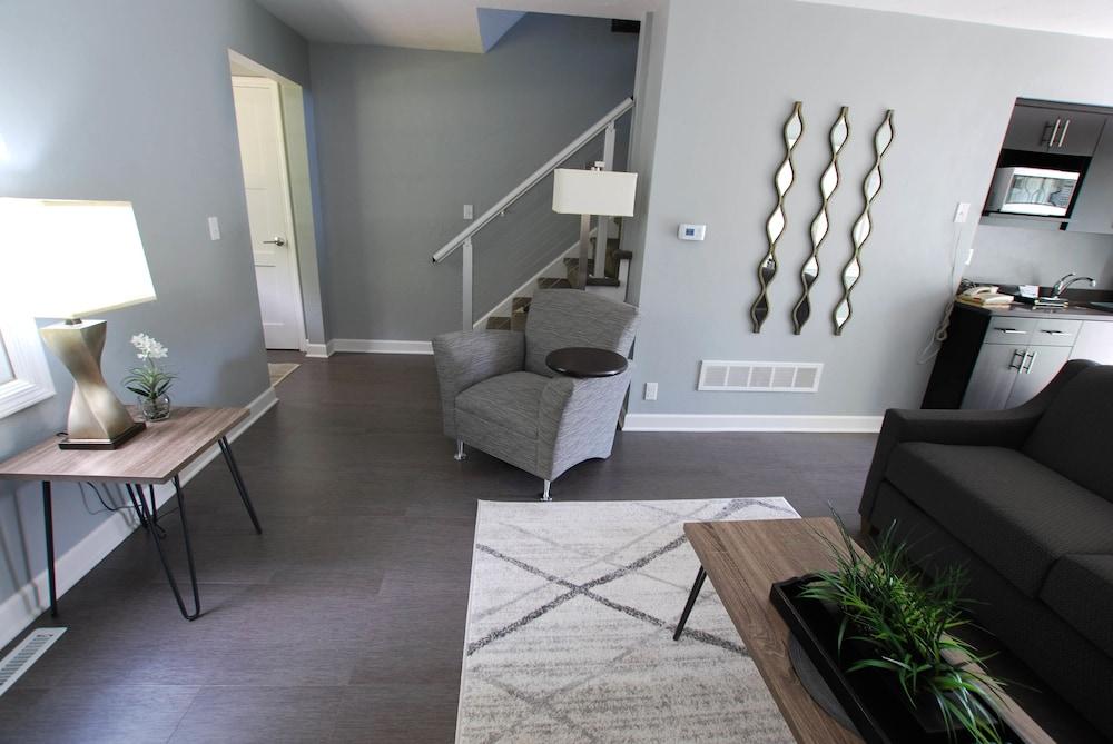Homestead Suites photo 37