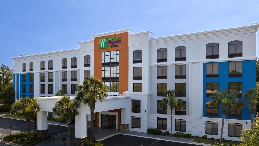Holiday Inn Express & Suites Jacksonville SE- Med Ctr Area by IHG photo 1