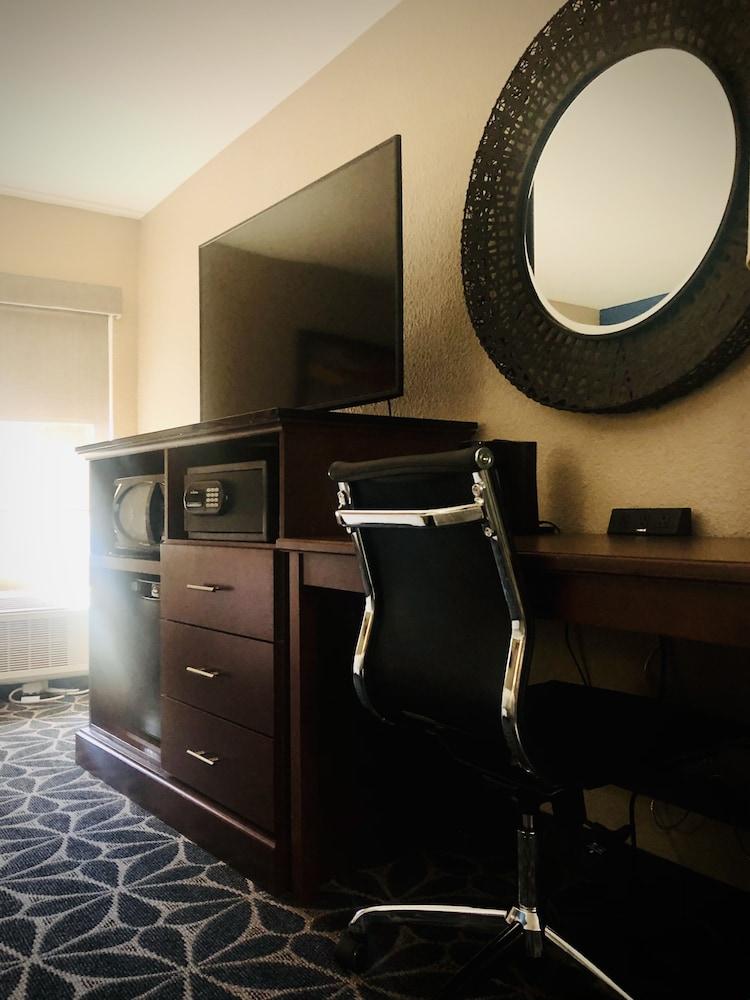 Baymont by Wyndham McAllen/Pharr photo 7