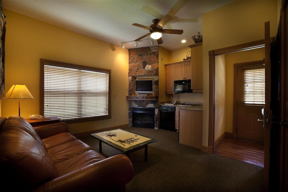 Westgate River Ranch Resort & Rodeo photo 59