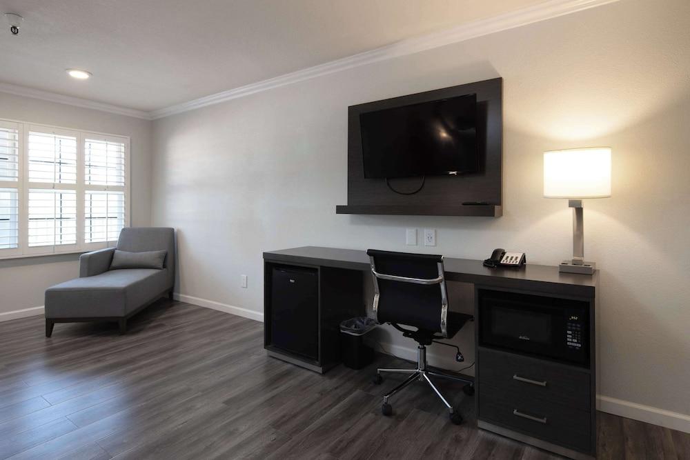 Rodeway Inn Milpitas near Great Mall photo 18