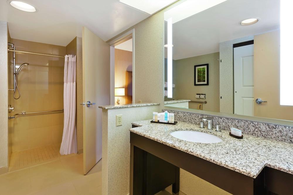Hotel Auburn Hills photo 19