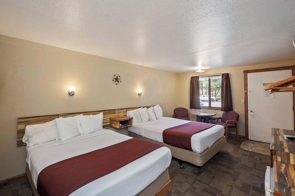 Birch Glen Hotel photo 28