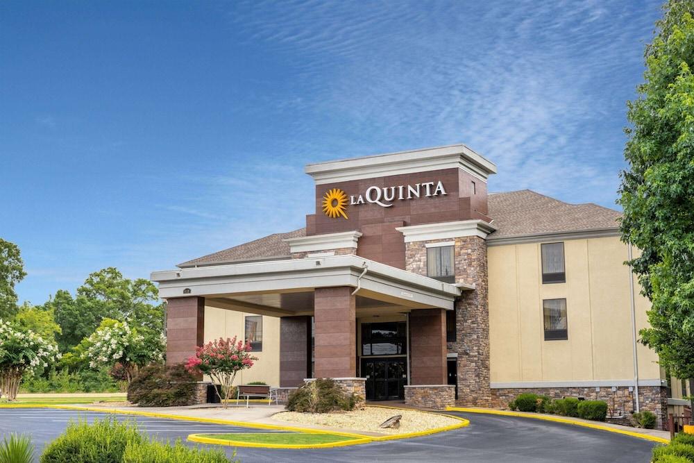 La Quinta Inn & Suites by Wyndham Covington photo 35