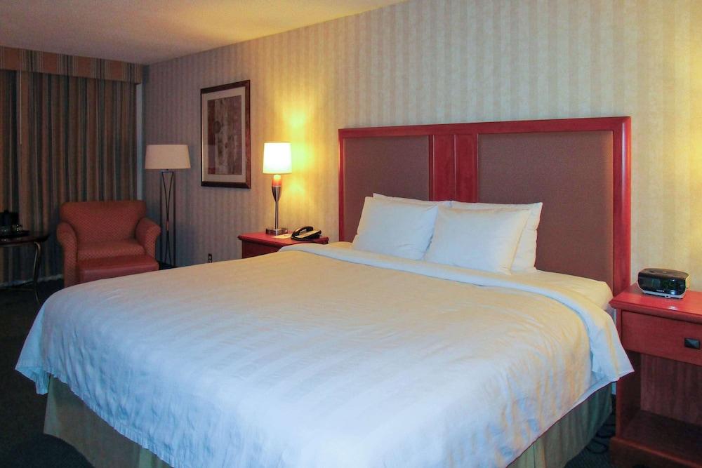 Radisson Hotel Lenexa Overland Park photo 8