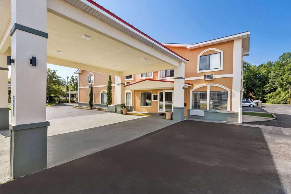 Econo Lodge St. George photo 27