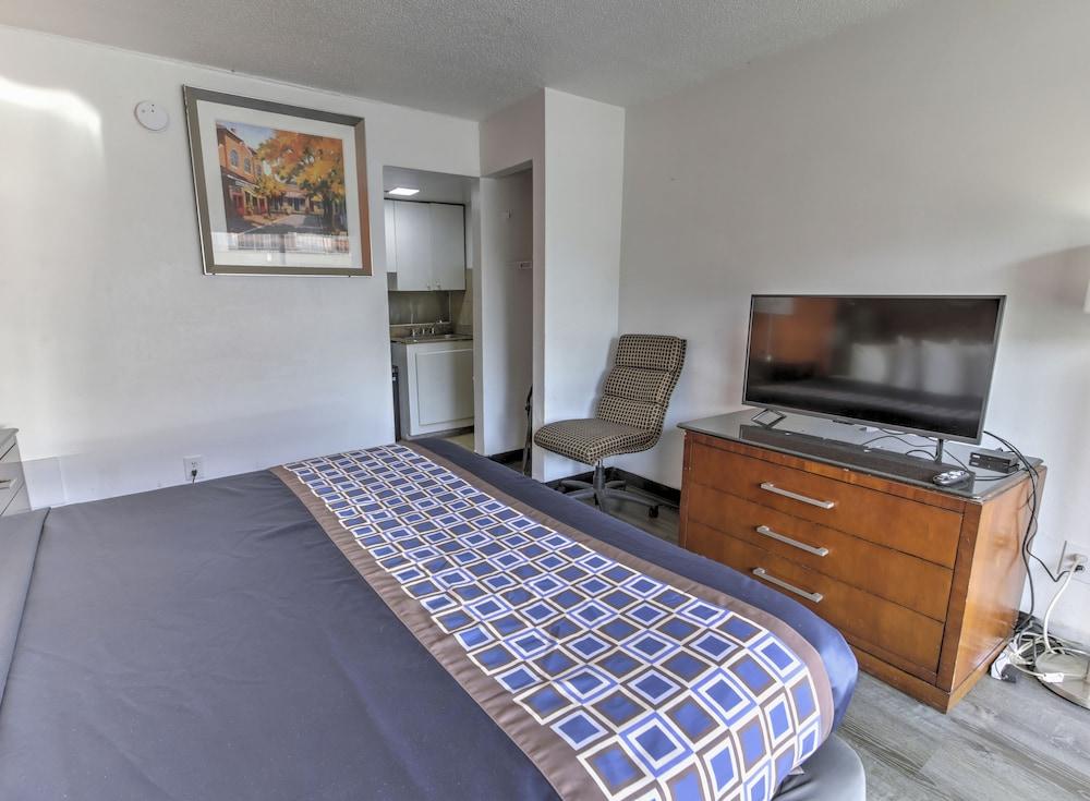 White Marlin Inn photo 22