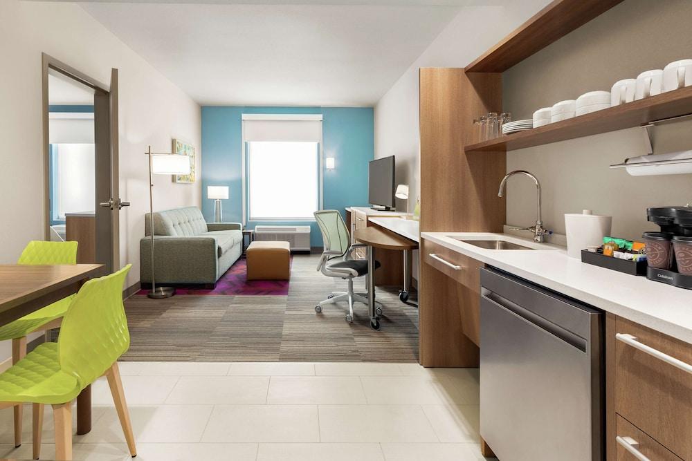 Home2 Suites by Hilton Colorado Springs South photo 11