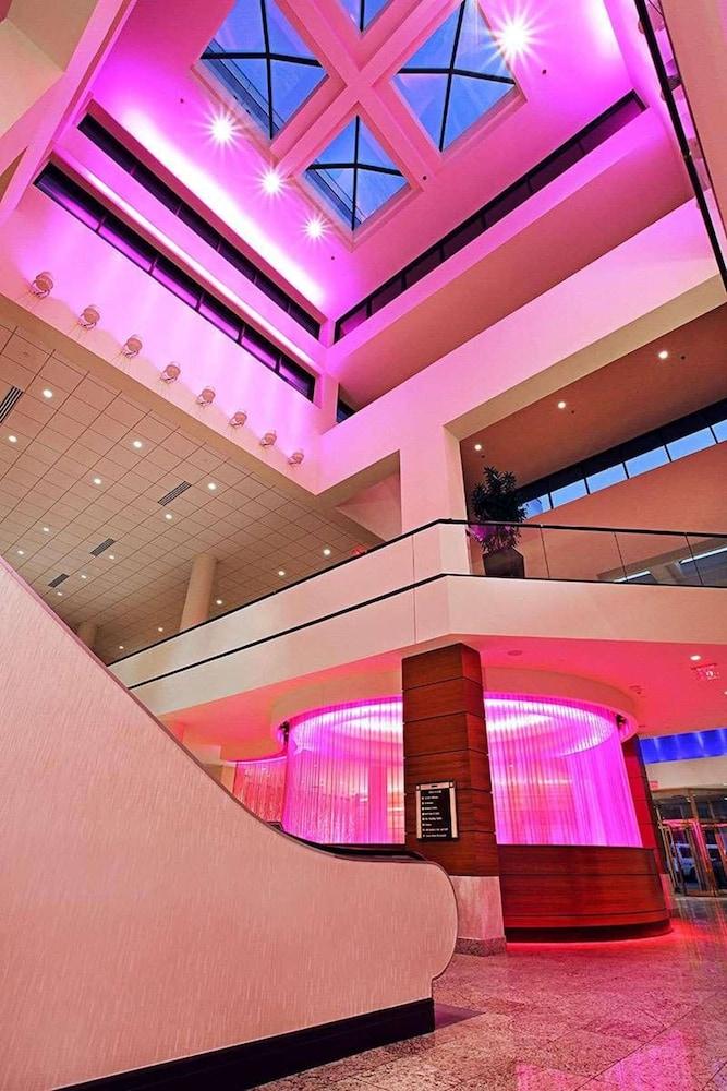 Radisson Plaza Hotel at Kalamazoo Center photo 76