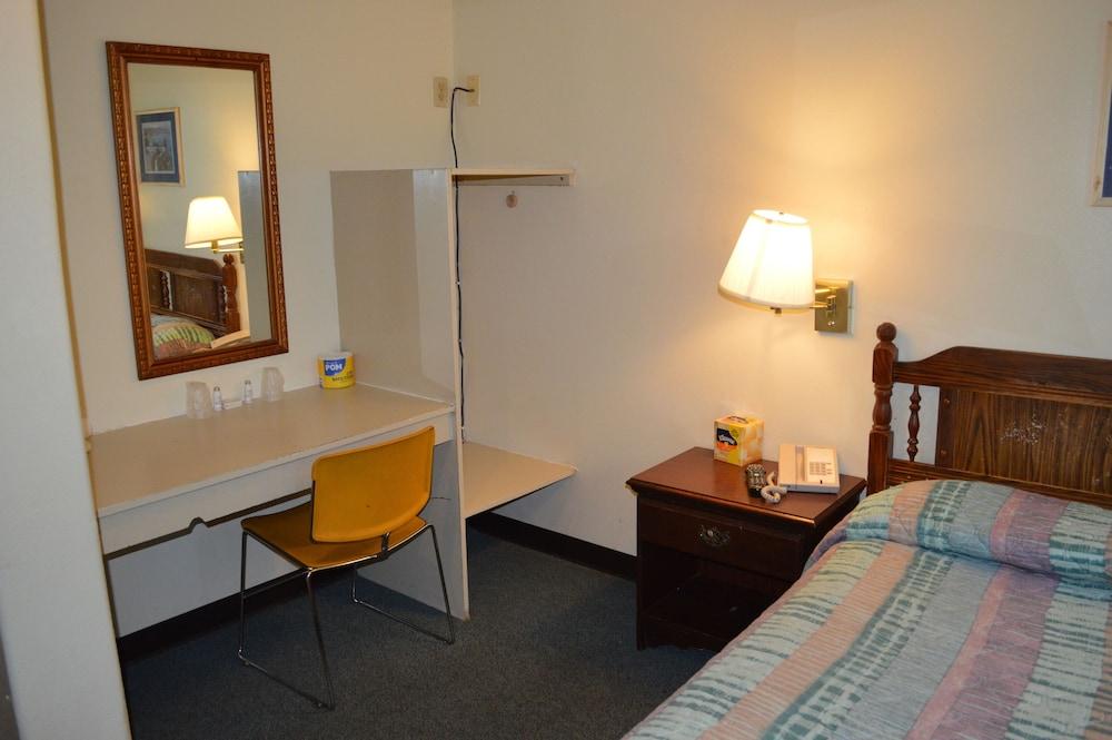 Chelsea Inn Hotel photo 4