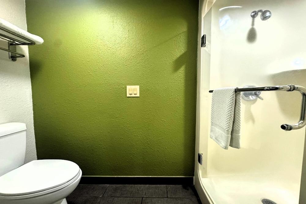 Travelodge by Wyndham Flowood/Jackson/Airport North photo 78