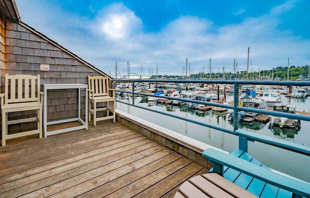 Embarcadero Resort Hotel & Marina photo 68
